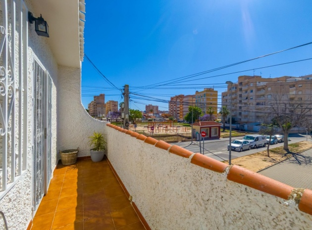 Wiederverkauf - Stadthaus - Torrevieja - Torrevieja Centro
