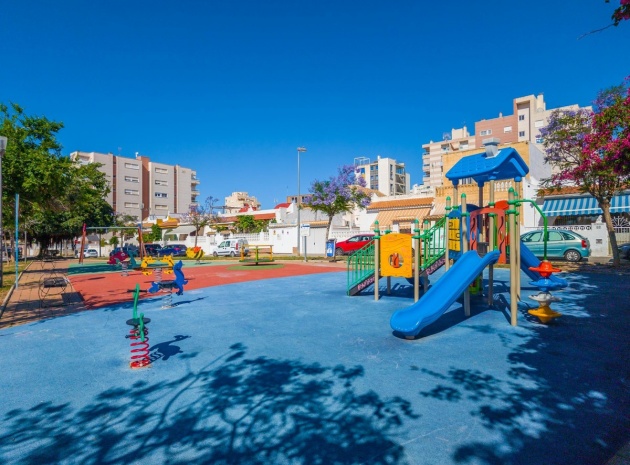 Wiederverkauf - Stadthaus - Torrevieja - Torrevieja Centro