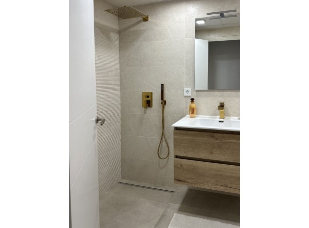 Wederverkoop - Appartement - Torrevieja - Torrevieja Centro