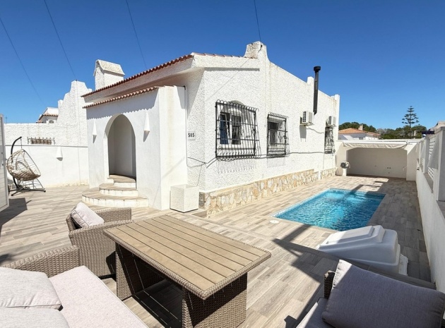 Wederverkoop - Villa - Orihuela - Villamartin