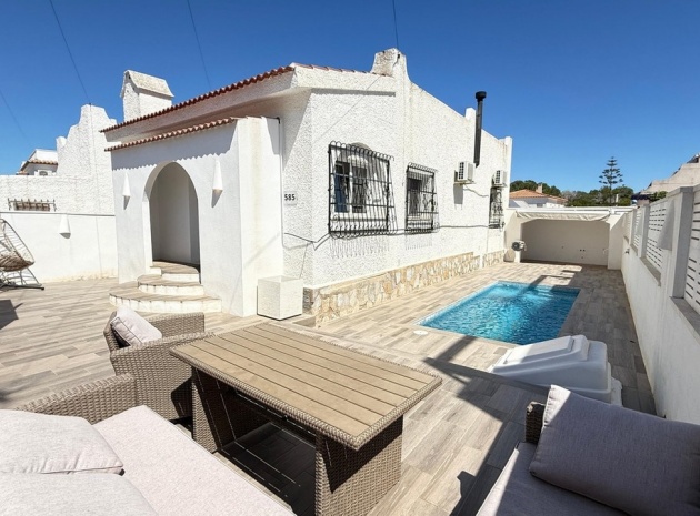 Wederverkoop - Villa - Orihuela - Villamartin