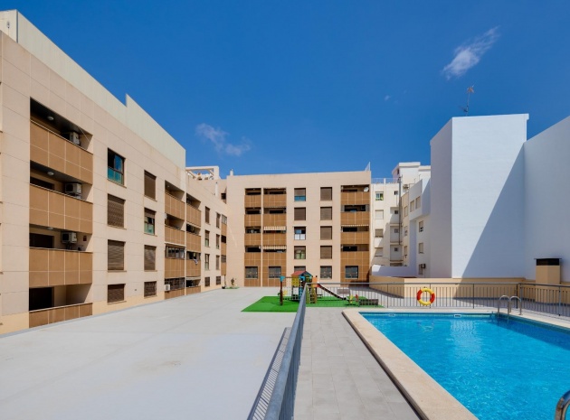 Wederverkoop - Appartement - Torrevieja - Beachside Torrevieja