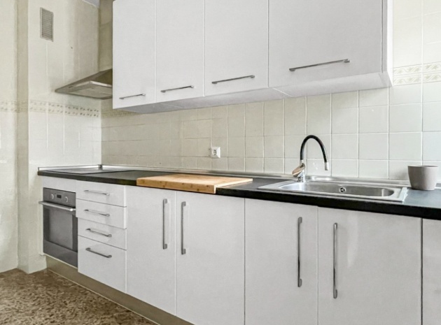Wederverkoop - Appartement - Guardamar del Segura - Pueblo