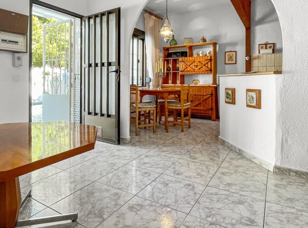 Wederverkoop - Herenhuis - Torrevieja - La Siesta - El Salado -  Torreta