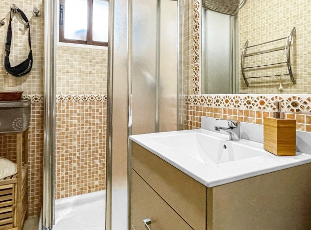 Wederverkoop - Herenhuis - Torrevieja - Los balcones