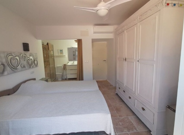 Revente - Villa - Denia - Denia Centro