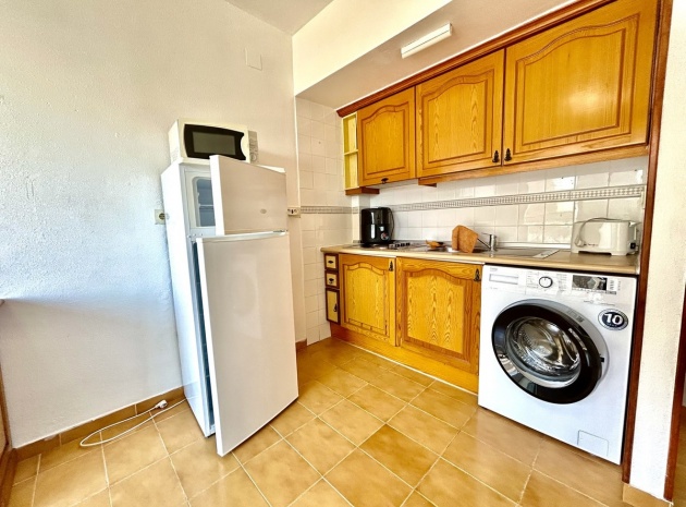Resale - Apartment - Torrevieja - Torrevieja Centro