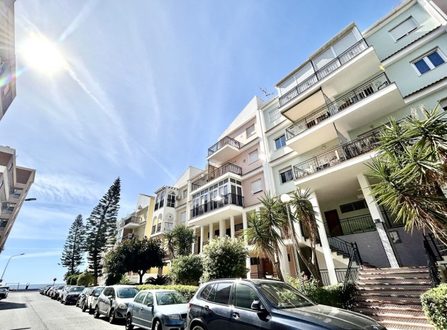 Resale - Apartment - Torrevieja - Torrevieja Centro