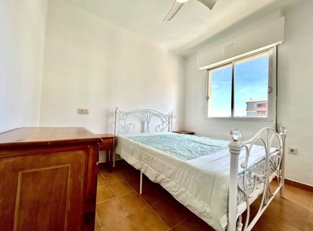 Resale - Apartment - Torrevieja - Torrevieja Centro