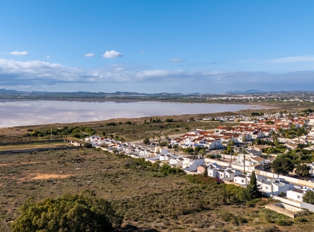 Revente - Villa - Torrevieja - Urbanización San Luis