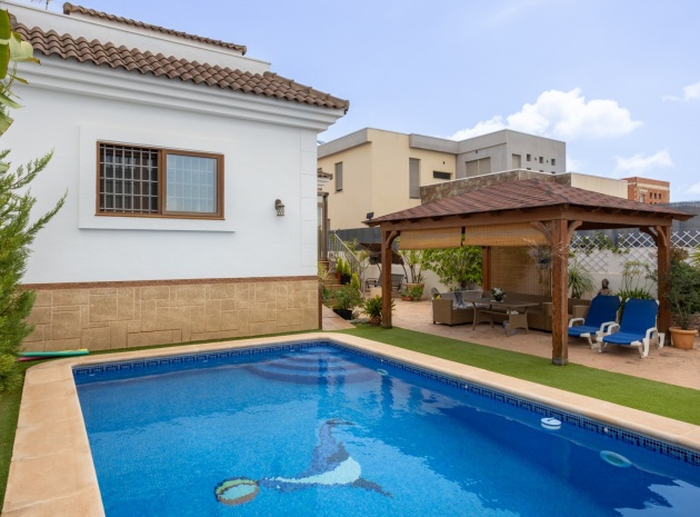 Revente - Villa - Los Montesinos - La Herada