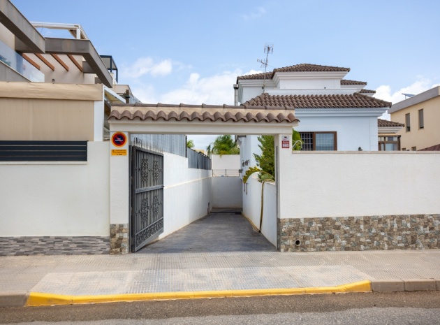 Revente - Villa - Los Montesinos - La Herada
