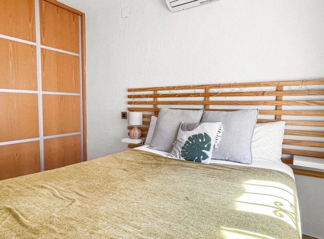 Revente - Maison de ville - Torrevieja - Torrevieja Centro