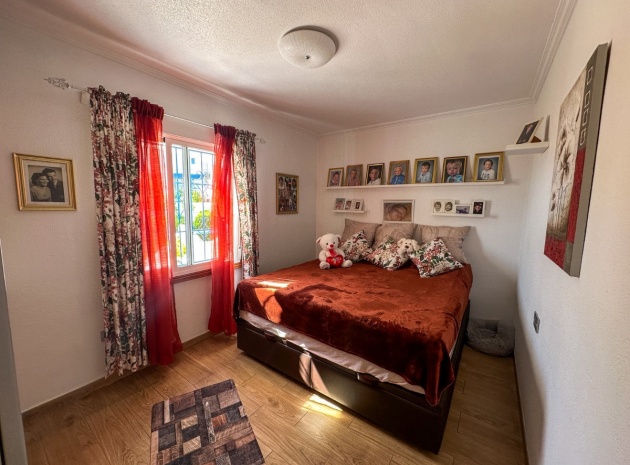 Resale - Townhouse - Torrevieja - Torrevieja Centro
