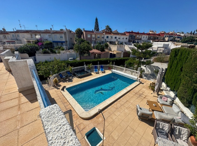 Resale - Townhouse - Torrevieja - Torrevieja Centro