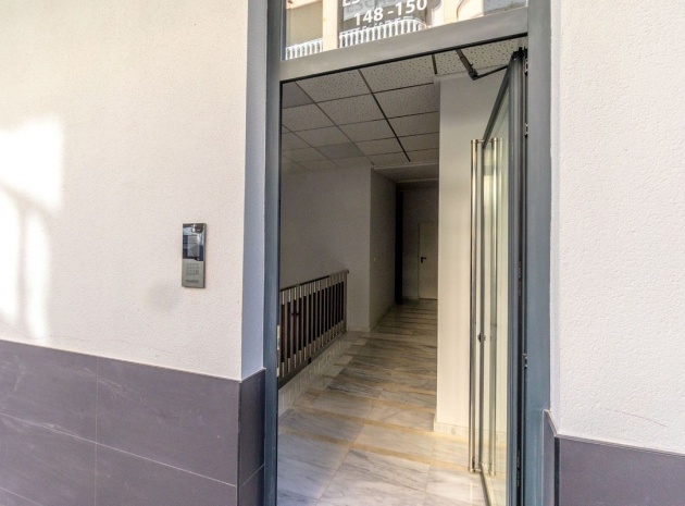 Revente - Appartement - Torrevieja - Torrevieja Centro