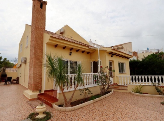 Wiederverkauf - Villa - Orihuela - Playa Flamenca