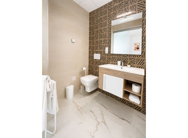 Resale - Apartment - Villamartin - Costa Blanca South