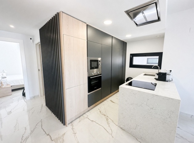 Resale - Apartment - Villamartin - Costa Blanca South