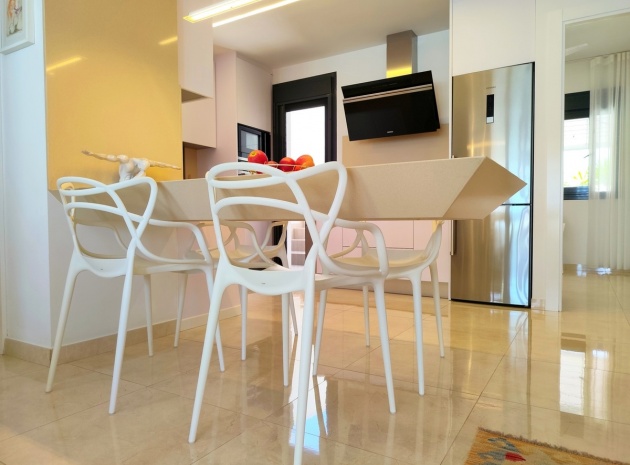 Resale - Villa - San Miguel de Salinas - San Miguel de Salinas Centro