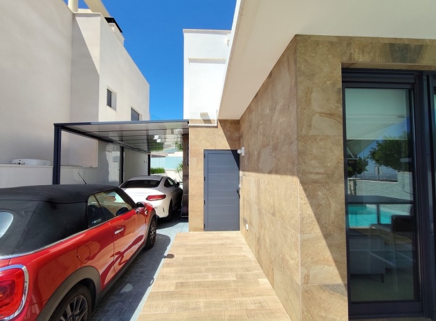 Resale - Villa - San Miguel de Salinas - San Miguel de Salinas Centro