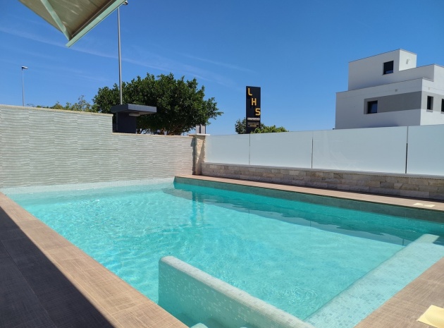 Resale - Villa - San Miguel de Salinas - San Miguel de Salinas Centro