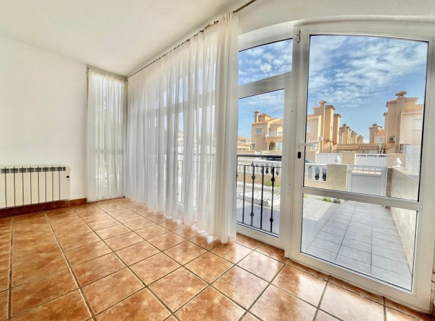 Resale - Villa - Playa Flamenca - iria
