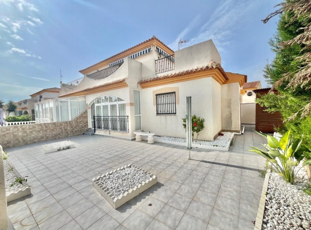 Resale - Villa - Playa Flamenca - iria