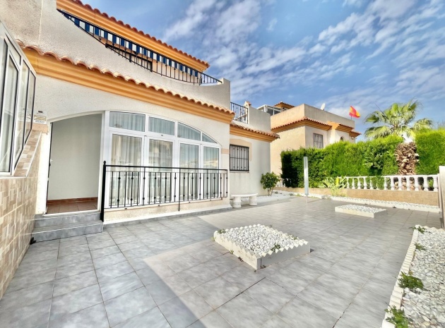 Resale - Villa - Playa Flamenca - iria
