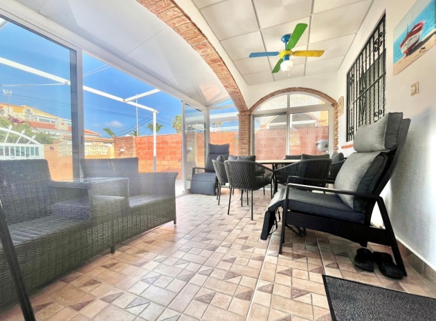 Resale - Villa - Playa Flamenca - las chismosas