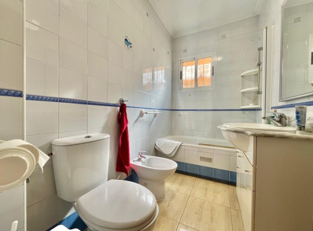 Resale - Villa - Playa Flamenca - las chismosas