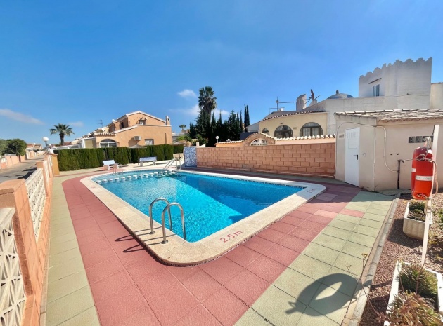 Resale - Villa - Playa Flamenca - las chismosas