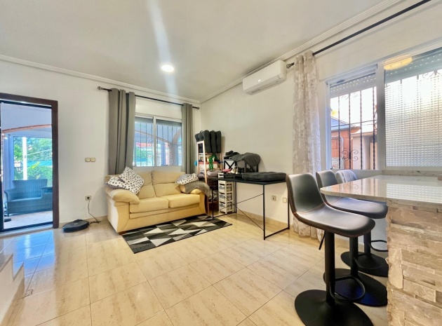 Resale - Villa - Playa Flamenca - las chismosas