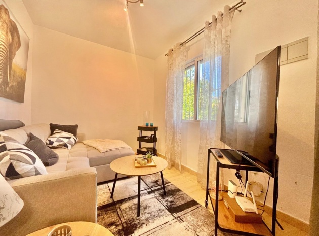 Resale - Villa - Playa Flamenca - las chismosas
