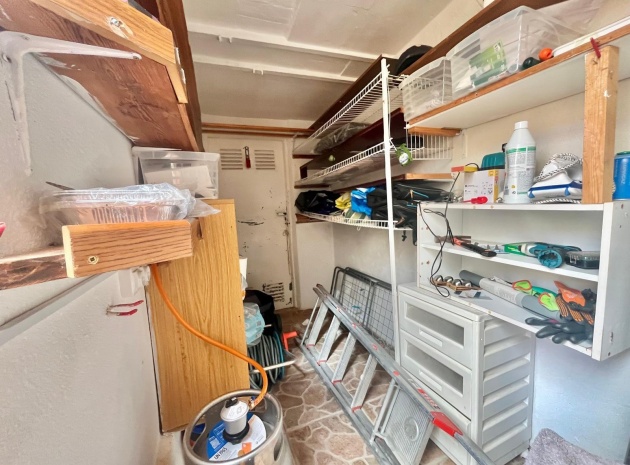 Resale - Villa - Playa Flamenca - las chismosas