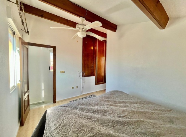 Resale - Villa - Playa Flamenca - las chismosas
