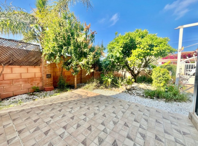 Resale - Villa - Playa Flamenca - las chismosas