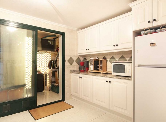 Resale - Apartment - Campoamor