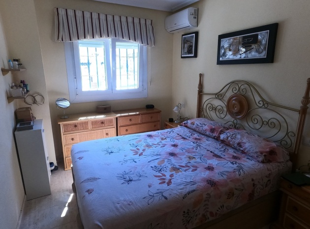 Resale - Apartment - Alicante - Alicante Centro