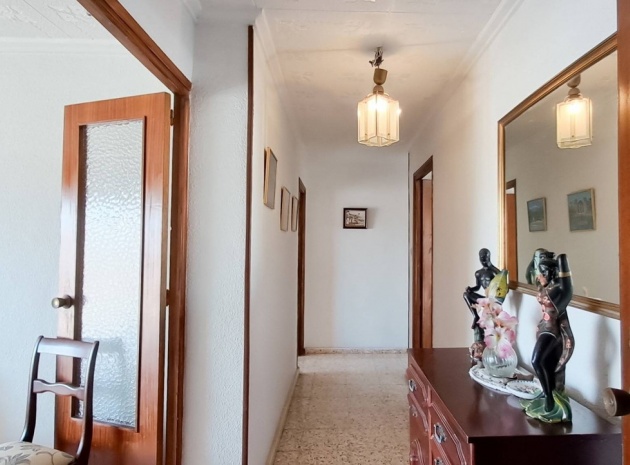 Wiederverkauf - Wohnung - Torrevieja - Torrevieja Centro