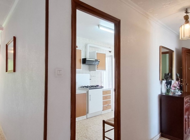 Wiederverkauf - Wohnung - Torrevieja - Torrevieja Centro