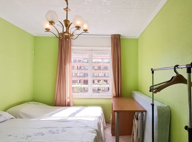 Wiederverkauf - Wohnung - Torrevieja - Torrevieja Centro