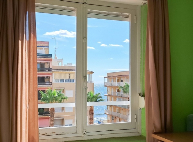 Wiederverkauf - Wohnung - Torrevieja - Torrevieja Centro