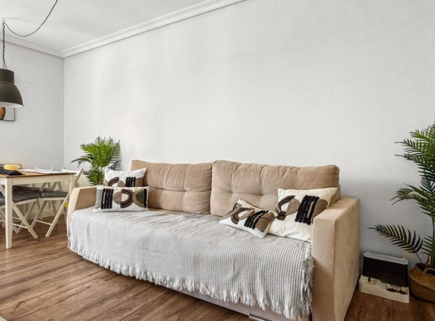 Wiederverkauf - Wohnung - Torrevieja - Torrevieja Centro