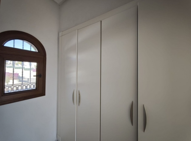 Resale - Villa - Algorfa - Algorfa Centro