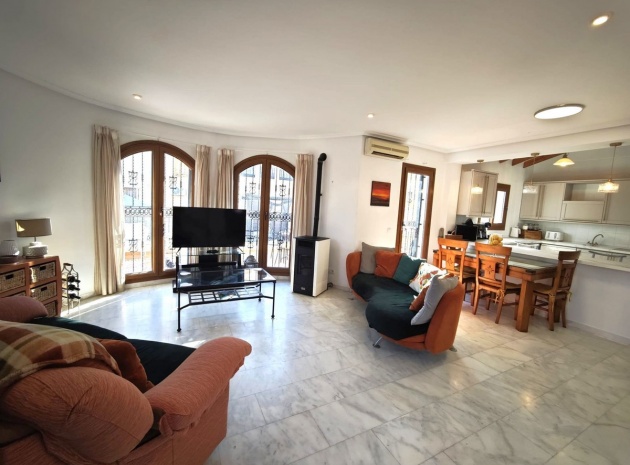 Resale - Villa - Algorfa - Algorfa Centro
