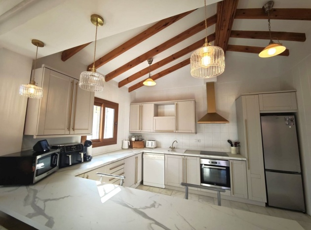 Resale - Villa - Algorfa - Algorfa Centro