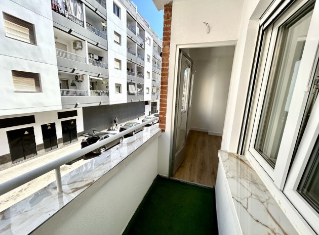 Wiederverkauf - Wohnung - Torrevieja - Torrevieja Centro