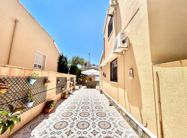 Resale - Villa - Los Balcones - Costa Blanca South