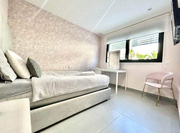 Resale - Villa - Orihuela - Los Balcones